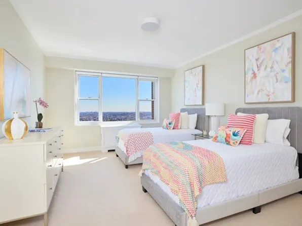 60 East End Avenue image 7 of 9