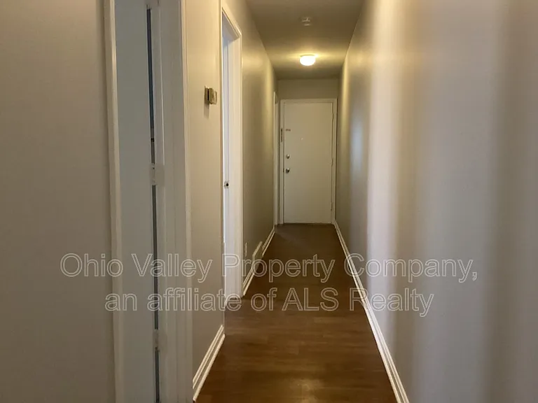 2551 Glenmary Ave #3 — Photo 8
