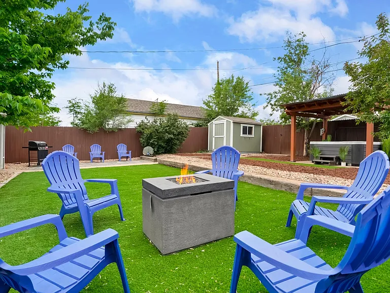 5009 Alcott St — Photo 33