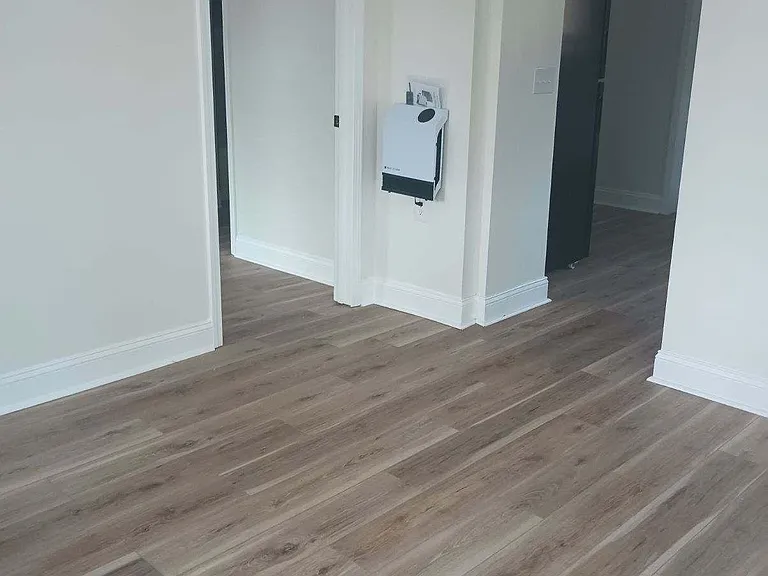 1251 Morris St NE — Photo 2