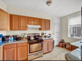 2225 Ridge Ave APT 1S, Evanston, IL 60201