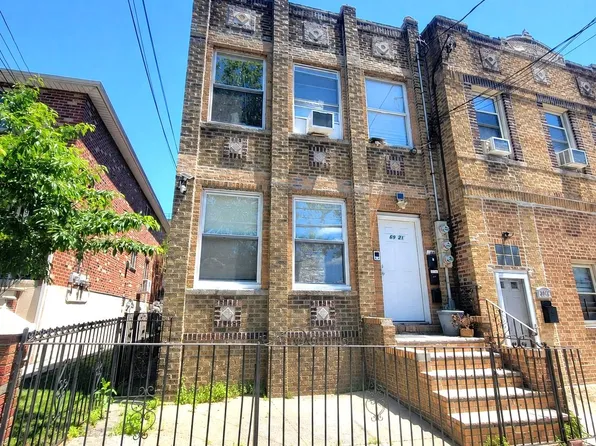 69-21 78th Street, Middle Village, NY 11379