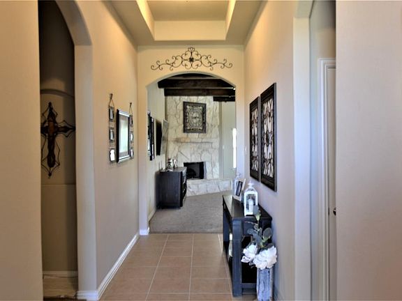 3rd image of 1601 Nacogdoches Valley Dr