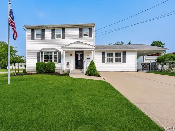 205 Duffy Dr, Tonawanda, NY 14150