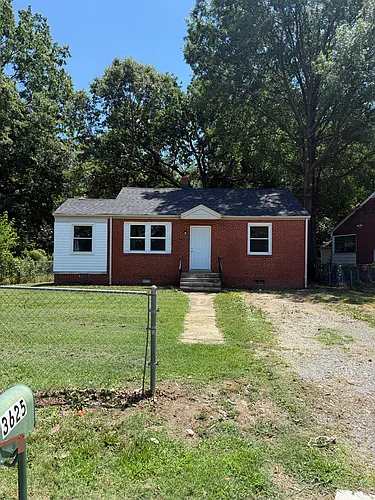 3625 Chapel Dr Photo 1