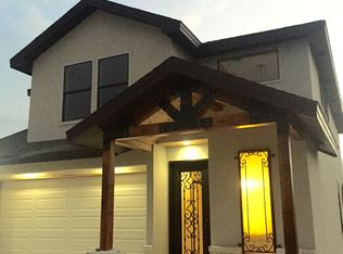 18 Rio Seco Dr, Uvalde, TX 78801