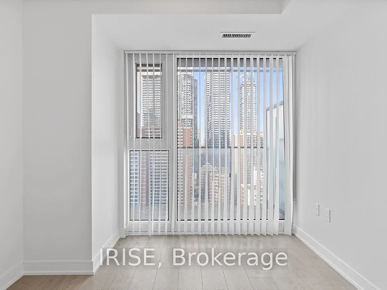 50 Wellesley St E #2602 — Photo 14