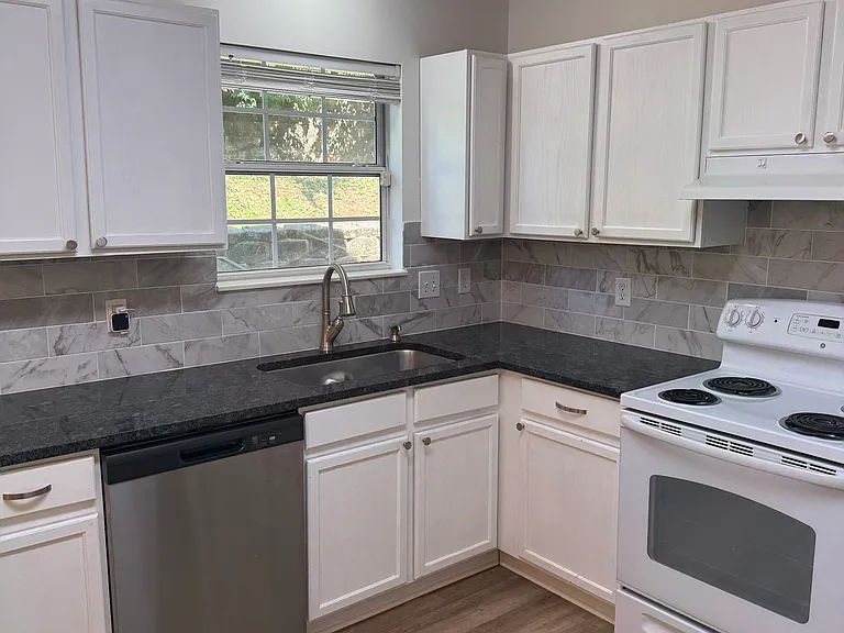 719 Colony Village Way — Photo 12