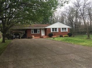 2807 Edgewood Dr, Jeffersonville, IN 47130