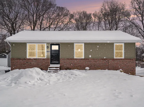 747 Brigham St, Plainwell, MI 49080