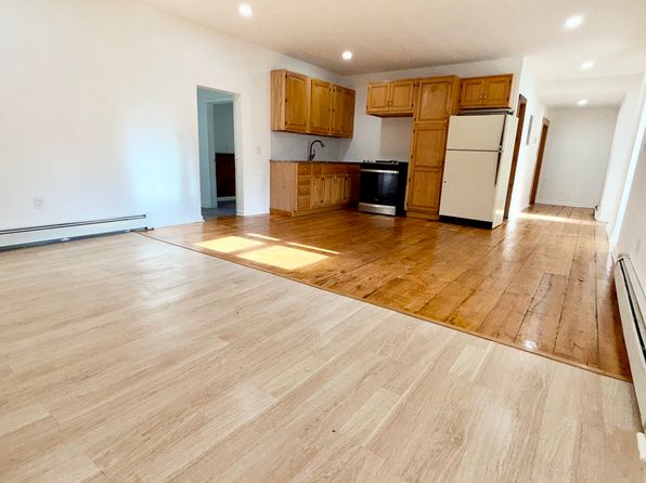260 Caniff Rd #1R
