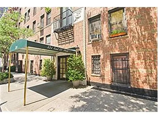 Sold by Douglas Elliman | media 13