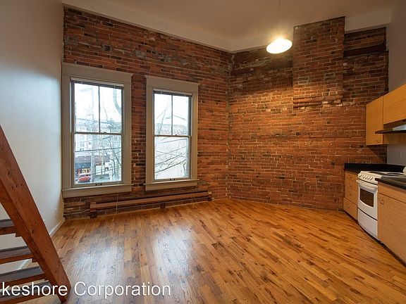 4th image of 5403 Ballard Ave NW #10619516
