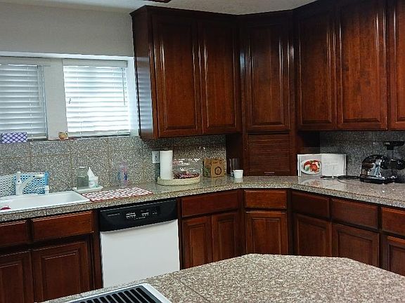 4th image of 7416 Del Cielo Way