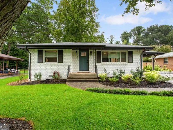 871 Lake Ct SE, Smyrna, GA 30082