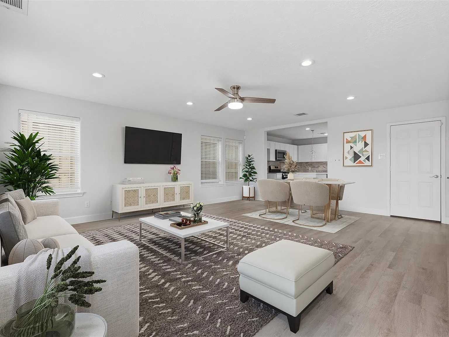 3 bed, 2.5 bath, 1878 sqft, $2,500 — Photo 3