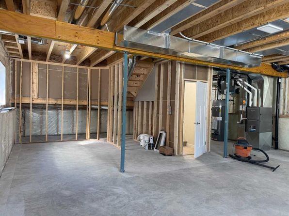 46 E Lindman Ave, Red Deer, AB T4R 0S5