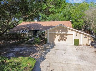5080 Suwannee Rd, Weeki Wachee, FL 34607