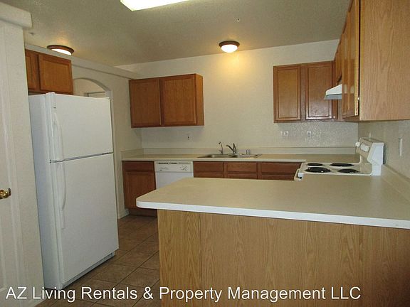 3rd image of 3331 Kearsage Dr Unit 102