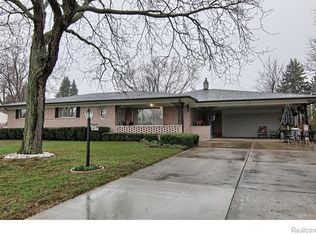 6828 Vernmoor St, Troy, MI 48098