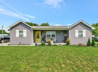 604 S Hope Ln, Sullivan, IL