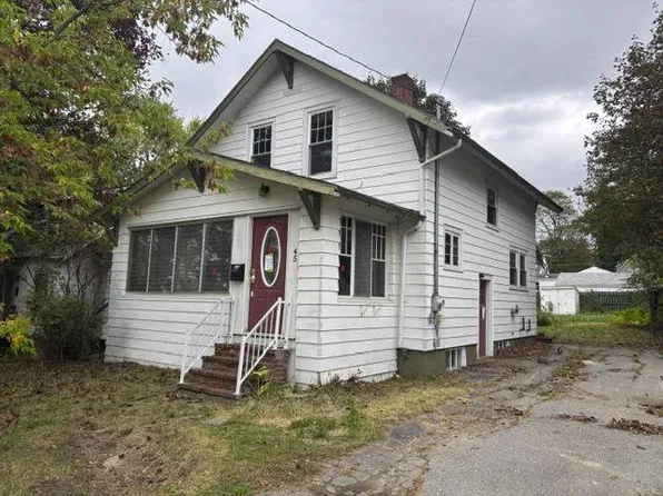 45 Boutelle Ave, Waterville, ME 04901