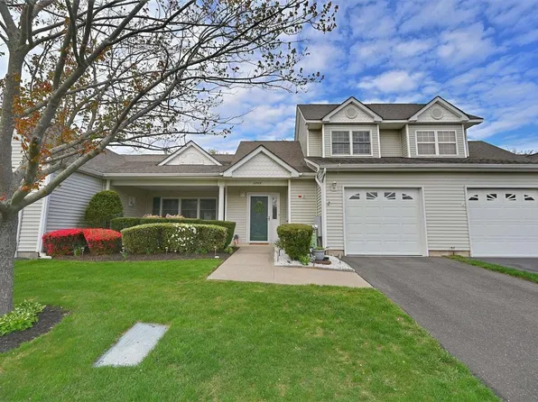 1203 Pebble Beach Path #1203, Riverhead, NY 11901