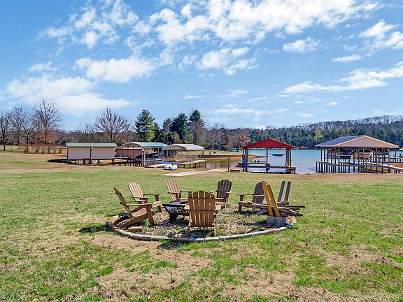 4th image of 850 Sable Rd