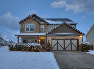 1813 Foxfire Ln, Opelika, AL 36804