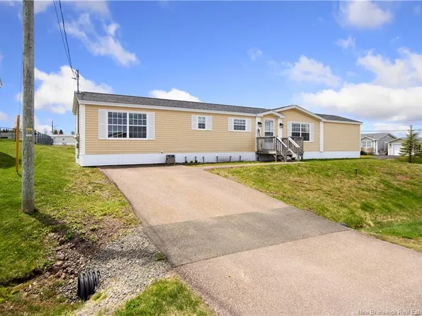 4 Bridgeport Ln, Riverview, NB E1B 0C7