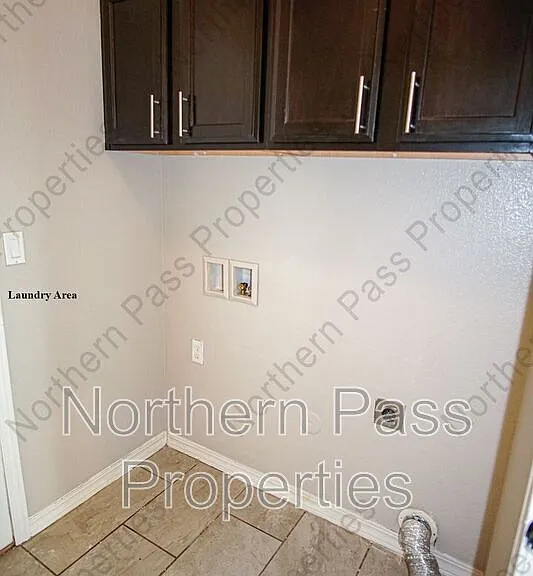 13482 Bradford St — Photo 13