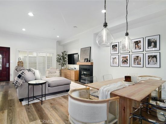 13360 Burbank Blvd APT 16, Van Nuys, CA 91401