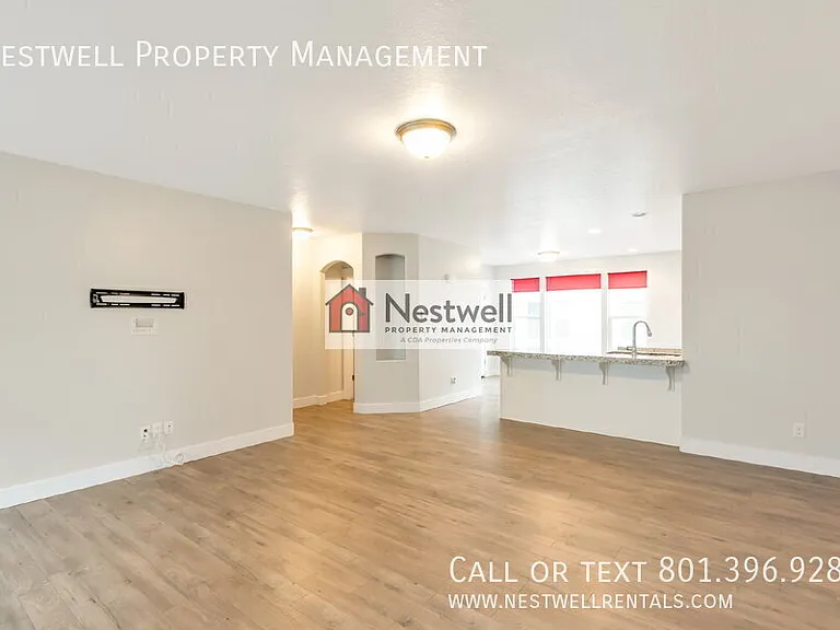 1811 W Torlundy Dr — Photo 15