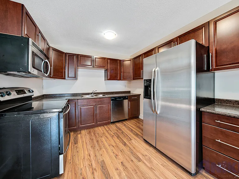 2112 Ste Cecilia Ave — Photo 3