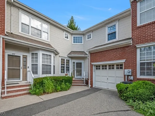 178 Crown Point Rd, Parsippany, NJ 07054