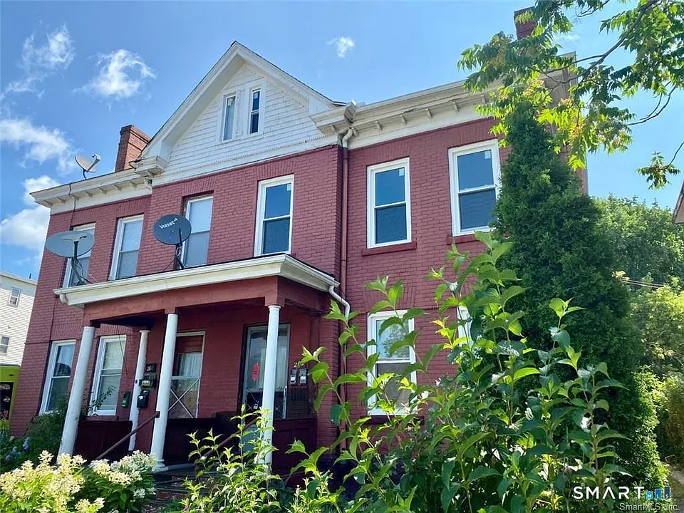 206 Franklin Ave #206