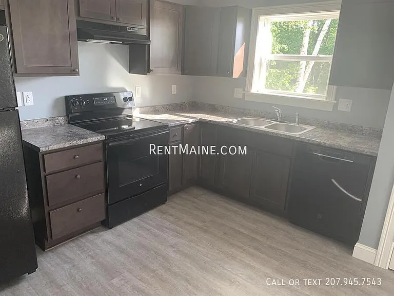 17 Twin Oak Dr — Photo 3