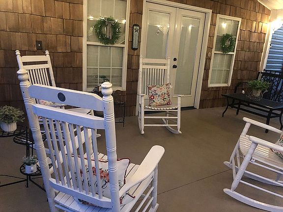 Screened Porch 