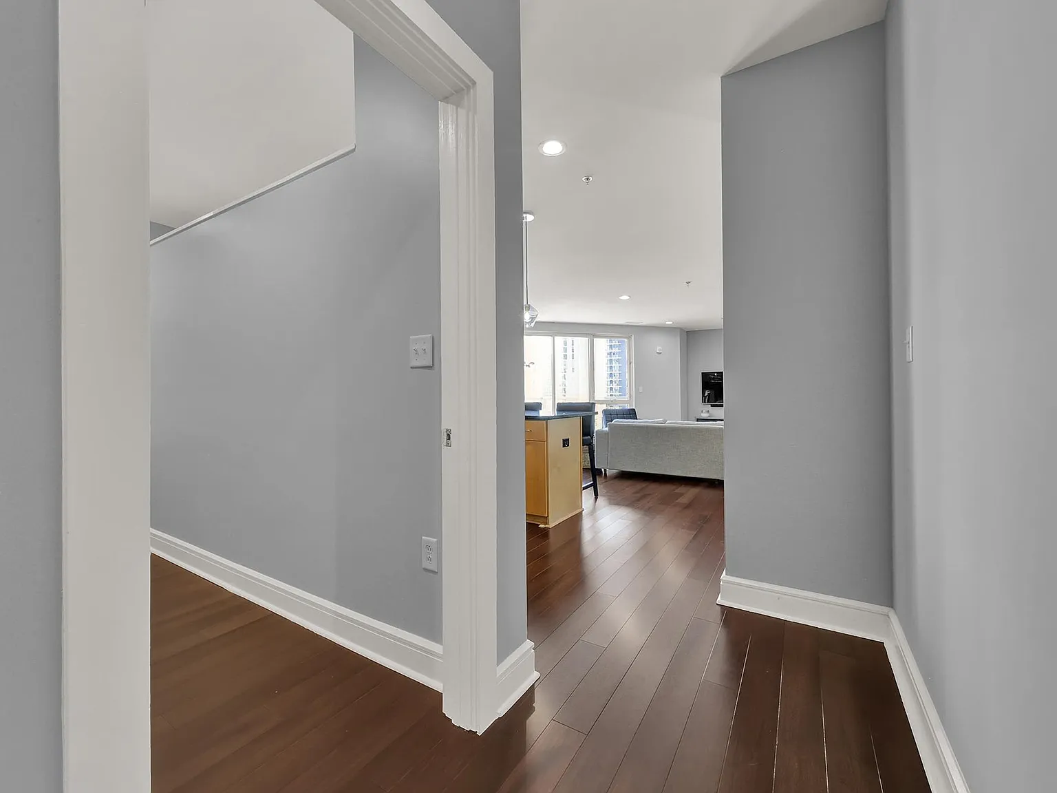 333 W Trade St — Photo 4