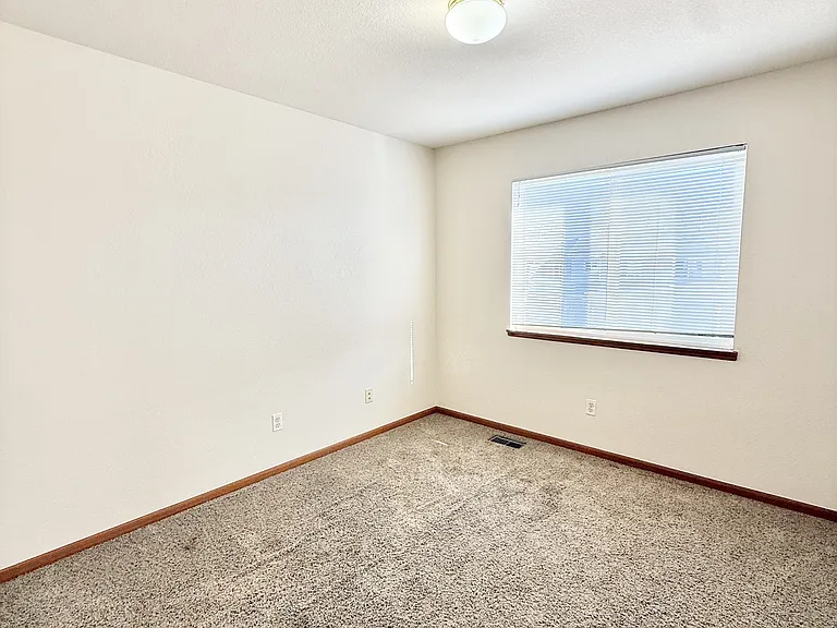 1637 Westbridge Dr #1 — Photo 5