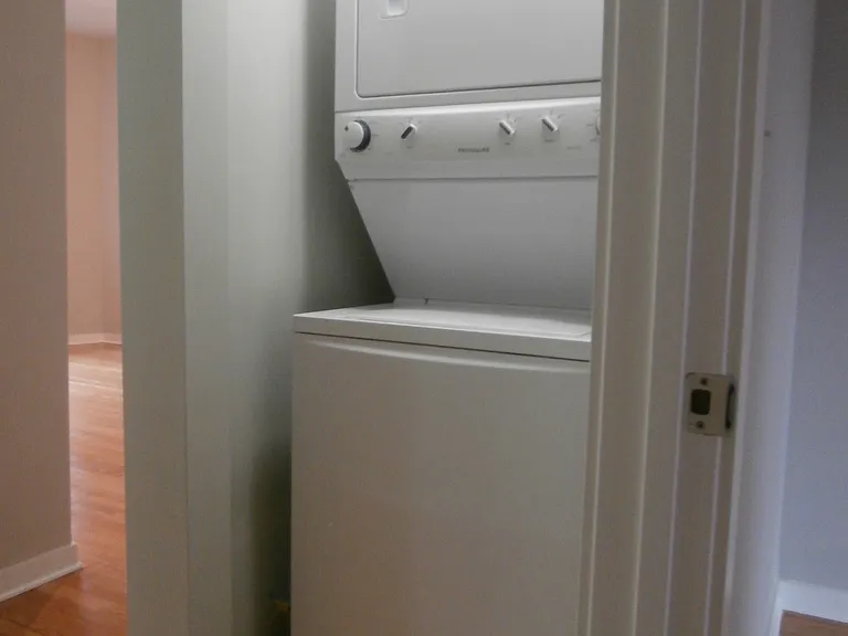 2325 W Arthur Ave #2 — Photo 12