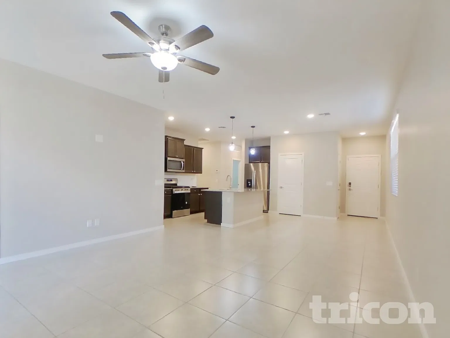 14182 W Voltaire Street Surprise AZ — Photo 4
