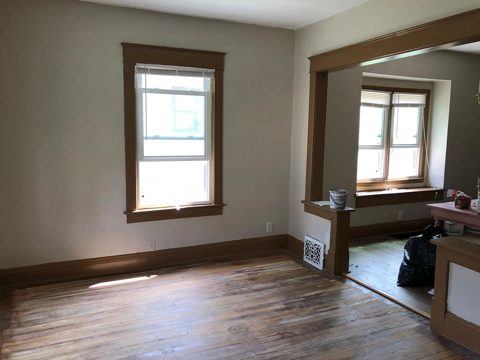 3 bed, 1250 sqft, $1,445 — Photo 2