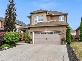 182 Silverlace Cir, Hamilton, ON L8E 6A5