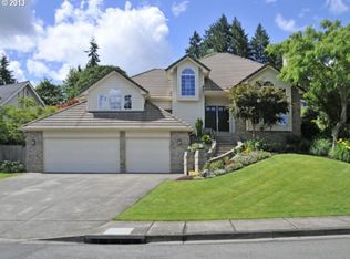 2130 Ridgeway Dr, Eugene, OR 97401