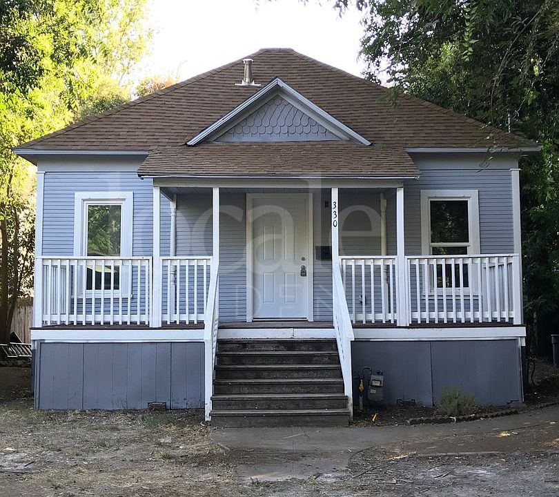 Oak Street Triplex Apartment Rentals Chico, CA Zillow