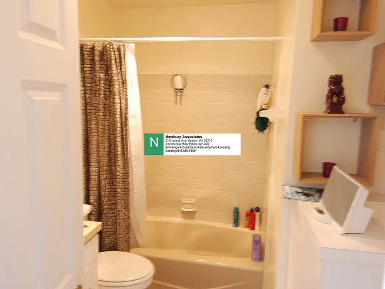 74-76 Tyler St #P4E — Photo 7