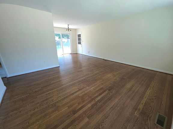 2nd image of 87 Kendall Dr