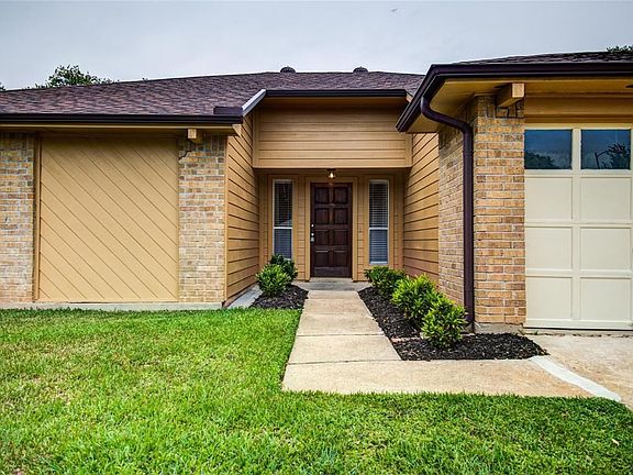 5th image of 6727 Harpers Dr