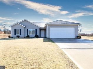 82 Gray Field Ct, Jefferson, GA 30549